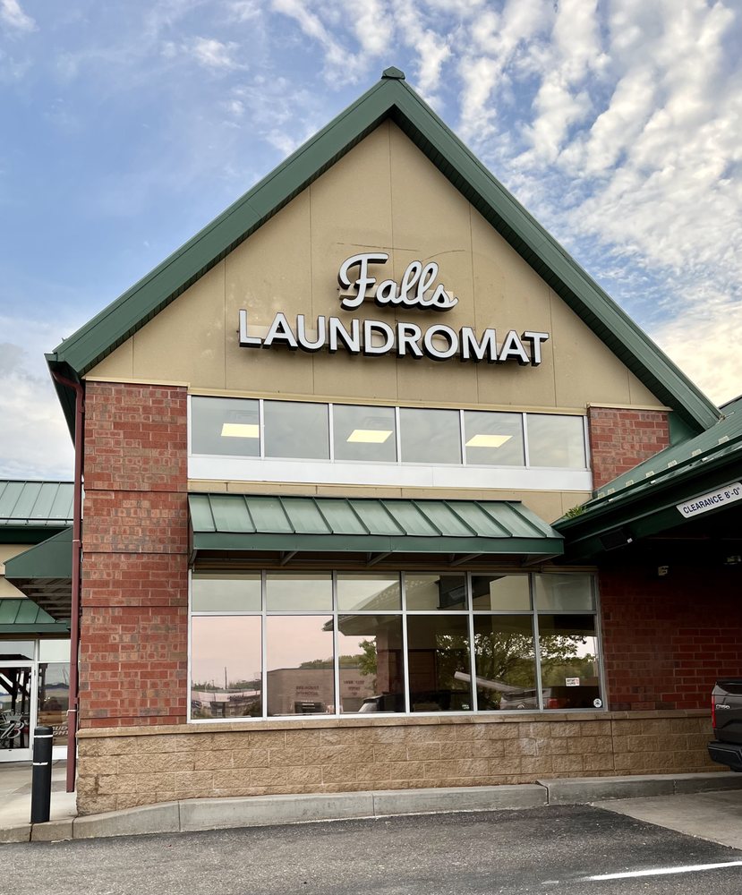 ST CROIX FALLS LAUNDROMAT Updated September 2024 2071 Glacier Dr