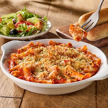 Olive Garden Italian Restaurant - Five Cheese Ziti al Forno: Oven baked blend of Italian cheeses, pasta and our signature homemade five cheese marinara. - Italian Near Me - Syracuse, New York Olive Garden Italian Restaurant - Five Cheese Ziti al Forno: Oven baked blend of Italian cheeses, pasta and our signature homemade five cheese marinara. - Italian Near Me - Syracuse, New York