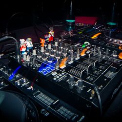 max. - DJ SLTRY im max.