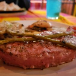 El Barril Grill - Tuna Fillet