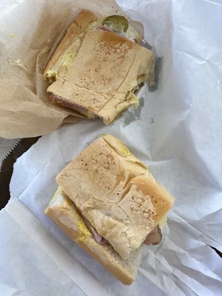 Vito's Bakery Image