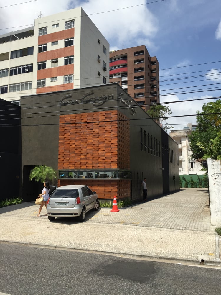 FAN FARGO Av. Senador Virgilio Tavora, 522, Fortaleza CE, Brazil Shoe Stores Phone