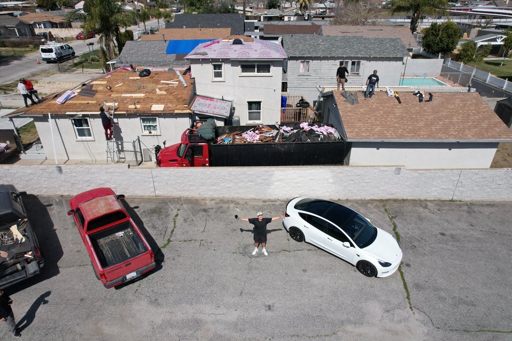 Slide of Good People Roofing