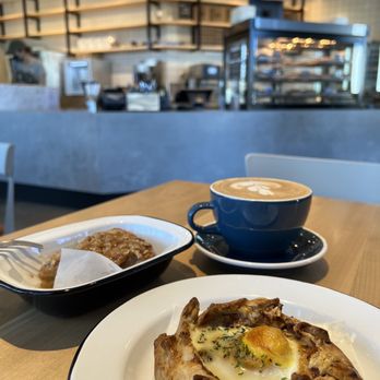 Pop Pie - Apple pie, croque madame galette, and hot mocha - Bakeries Near Me - San Diego, California Pop Pie - Apple pie, croque madame galette, and hot mocha - Bakeries Near Me - San Diego, California