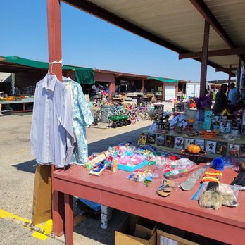 Treasure City Flea Market - Some of the open shops from our visit Saturday morning. - Flea Markets Near Me - Waco, Texas Treasure City Flea Market - Some of the open shops from our visit Saturday morning. - Flea Markets Near Me - Waco, Texas