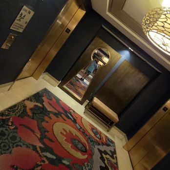 Vinyl Room - Lounges Near Me - Las Vegas, Nevada Vinyl Room - Lounges Near Me - Las Vegas, Nevada