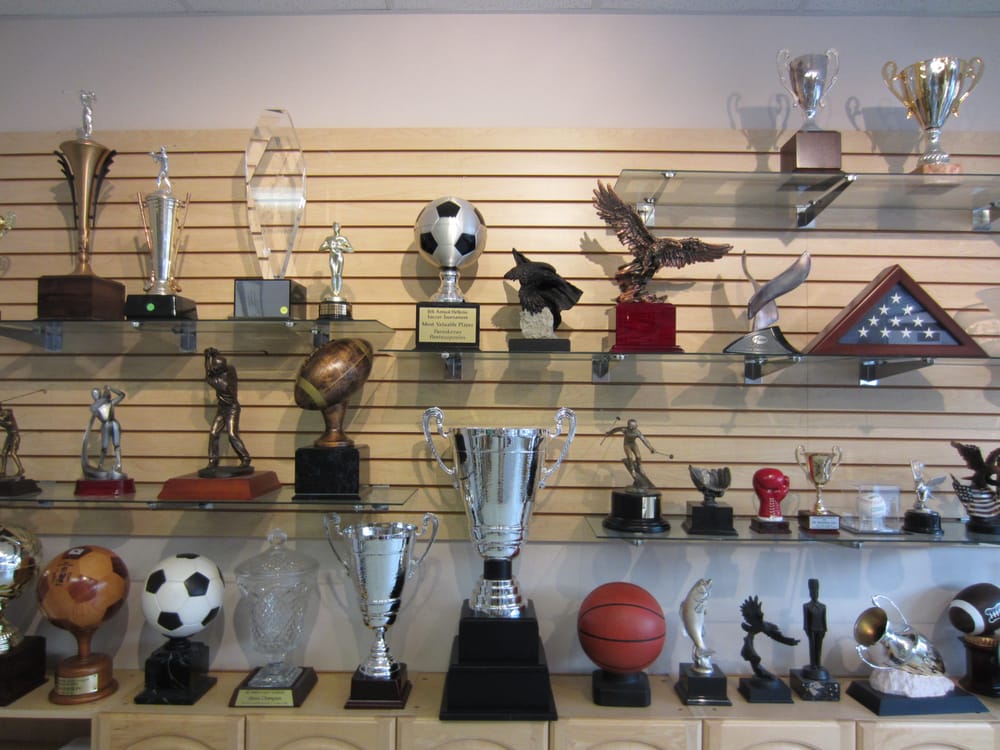 WORLD TROPHY COMPANY Updated October 2024 4322 W Lawrence Ave, Chicago, Illinois Trophy