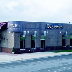 Davis Jewelers - Member of Preferred Jewelers International