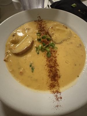 Roberto's River Road Restaurant by null