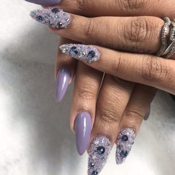 L'amour Nails & Spa - Caviar w/swarovski crystals - Nail Salons Near Me - Vacaville, California