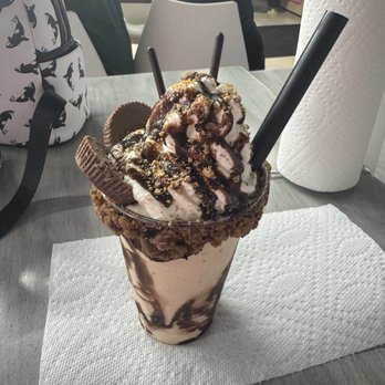 Holy Cow Ice Cream - Reese's milkshake - Ice Cream & Frozen Yogurt Near Me - Margate, Florida