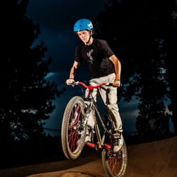 Cyclepaths BikeShop - Liam pumping at the Truckee Bike Park