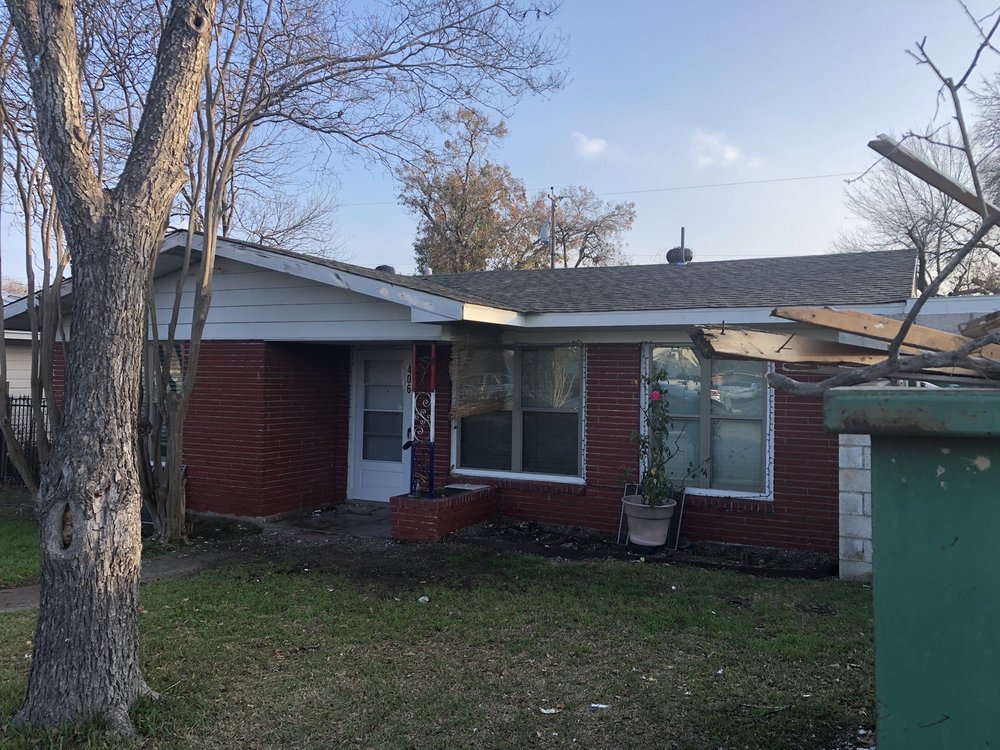 Slide of Jr Guerrero Roofing