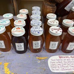 Andrew’s Honey - Flavors of varietal honeys