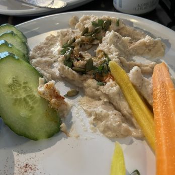 Grateful Bites - White Bean Hummus - Pizza Near Me - Winnetka, Illinois