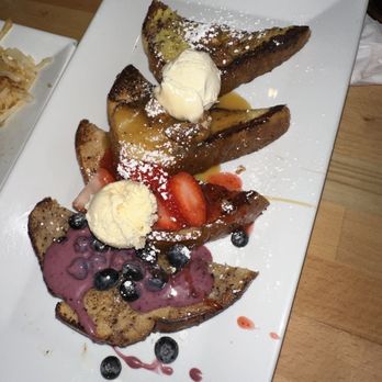 BATTER & BERRIES - 3283 Photos & 3506 Reviews - 2748 N Lincoln Ave