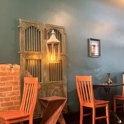 Raven Lounge
