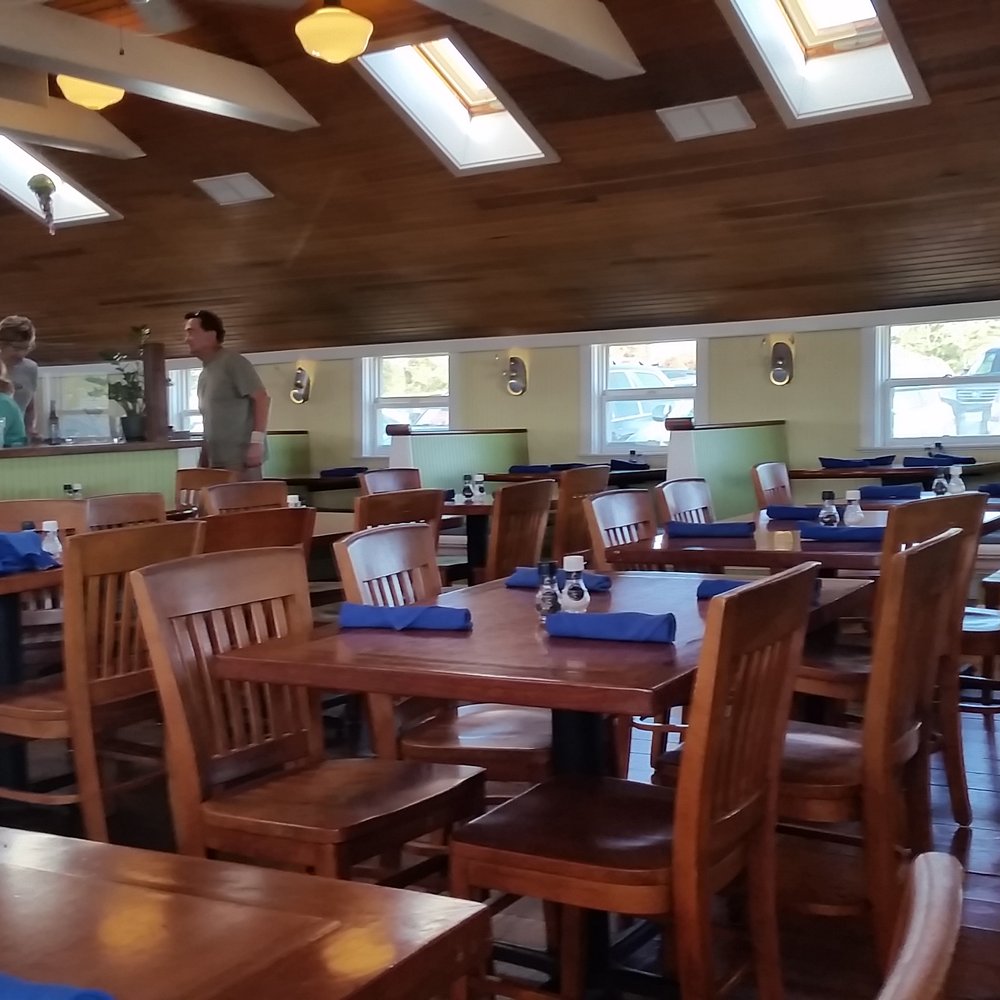 The Back Eddy - Seafood Near Me - Westport, Massachusetts