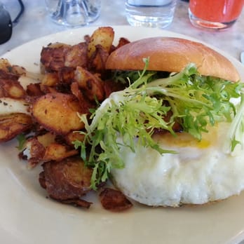 Plow - Fried egg sandwich with crispy potatoes - Breakfast & Brunch Near Me - San Francisco, California