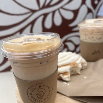 Cafe Minerva - Coffee & Tea Near Me - Hermosa Beach, California Cafe Minerva - Coffee & Tea Near Me - Hermosa Beach, California