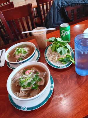 Phở Tôn by null