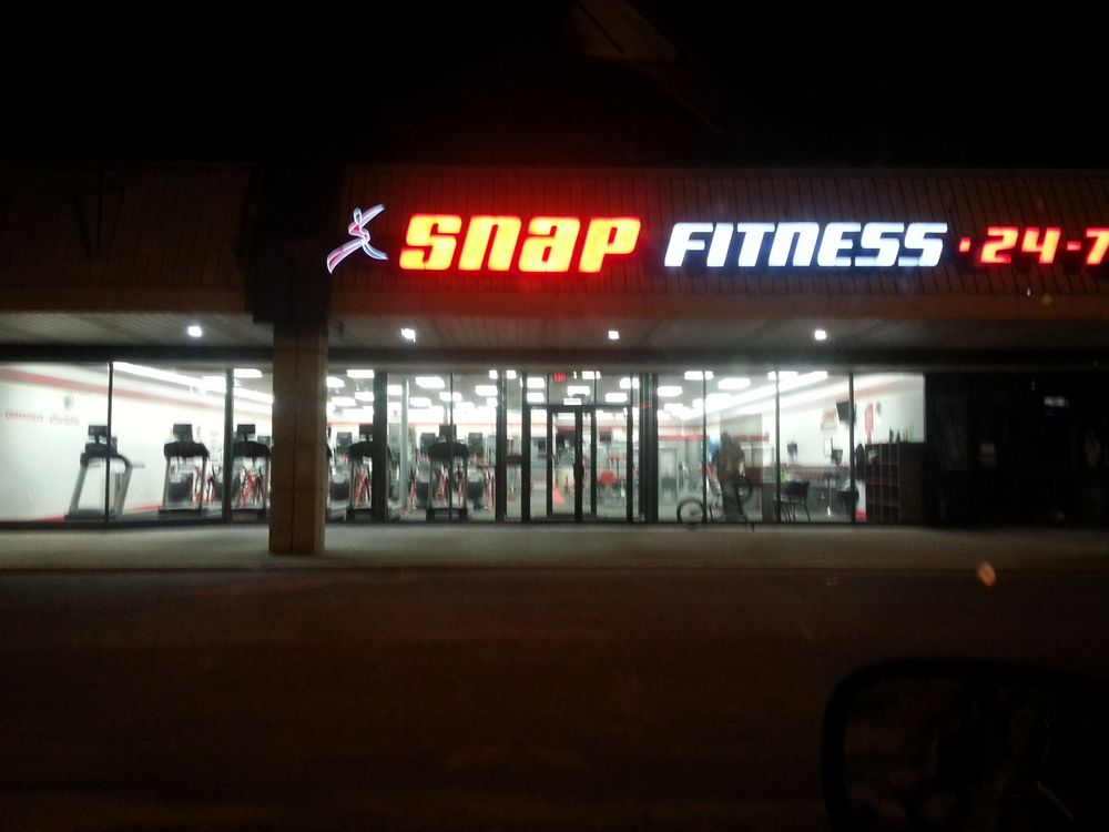 SNAP FITNESS Updated September 2024 200 S Best Ave, Walnutport