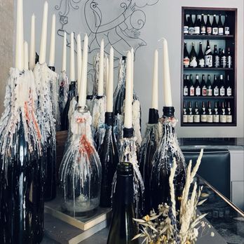 Ô Chateau - Wine Bars Near Me - Paris, 75 Ô Chateau - Wine Bars Near Me - Paris, 75