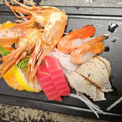 Bullta BBQ - Brought out from the owner and sous chef... beautifully presented and delicious!
