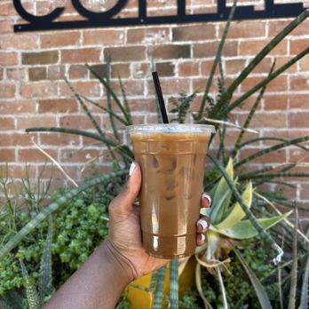 Lola Coffee - Coffee & Tea Near Me - Phoenix, Arizona