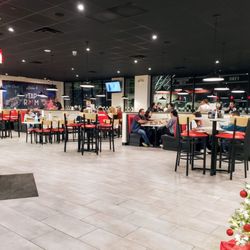 Dining Area at V Pizza Lake Buena Vista