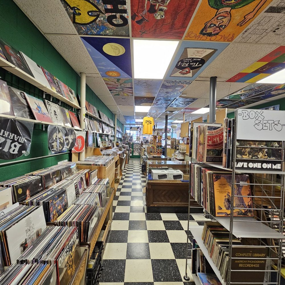 Pops Resale - Vinyl Records Near Me - Lexington, Kentucky