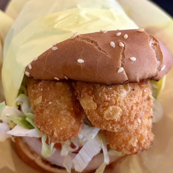 Hodad's - Fried chicken sandwich ($13) strips replaced for patty - A lot of chicken - Burgers Near Me - San Diego, California Hodad's - Fried chicken sandwich ($13) strips replaced for patty - A lot of chicken - Burgers Near Me - San Diego, California
