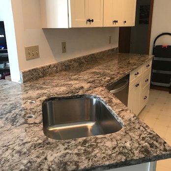 Summit Granite - Kitchen & Bath Near Me - West Allis, Wisconsin Summit Granite - Kitchen & Bath Near Me - West Allis, Wisconsin
