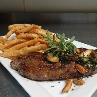 Aspen Restaurant ~ Bar ~ Banquets ~ Catering by null