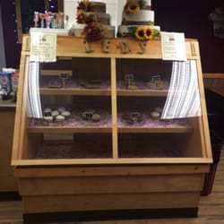 Jed's - Such a cute dessert display and everything is delicious!
