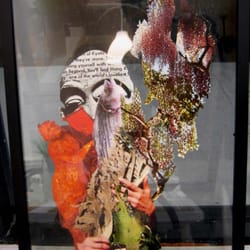 Costa Verde - Collage Artwork greets guests, Mother Earth provides the rest.