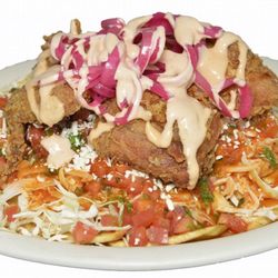 El Sabor Catracho - Pollo frito con tajadas