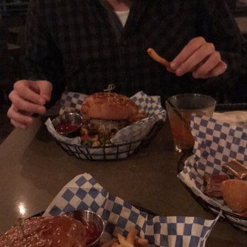 Bluewater Avalon - Seafood Near Me - Avalon, California