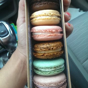 Chelles Macarons - Chocolate, vanilla, coffee, fruity pebbles, strawberry cheesecake, lemonberry - Bakeries Near Me - Plano, Texas