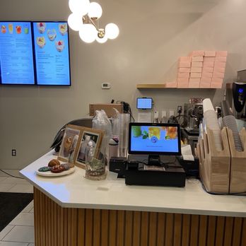 Teas'n You - Inside - Bubble Tea Near Me - Vienna, Virginia Teas'n You - Inside - Bubble Tea Near Me - Vienna, Virginia
