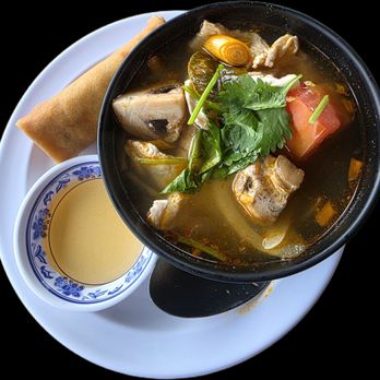 Thai Lada - Soup and crispy roll - Thai Near Me - Austin, Texas