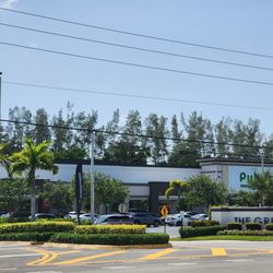Shoppes at Boca Greens