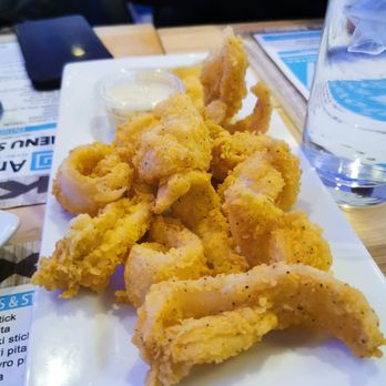 Arahova - Ultra light and fluffy calamari ($18) - Greek Near Me - Montreal, Quebec Arahova - Ultra light and fluffy calamari ($18) - Greek Near Me - Montreal, Quebec