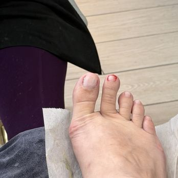 Glow Me & Nails - Nail Salons Near Me - Chino, California