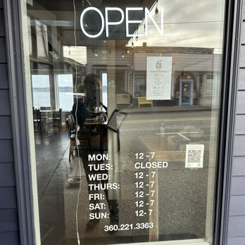 Village Pizzeria - Opening hours - Pizza Near Me - Langley, Washington