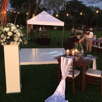 Panache Destination Management - White Dance Floor - Party & Event Planning Near Me - Wailuku, Hawaii Panache Destination Management - White Dance Floor - Party & Event Planning Near Me - Wailuku, Hawaii
