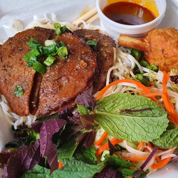 Pho Saigon 1 - #40: Charbroiled beef and shrimp paste on rice noodles and vegetables - Vietnamese Near Me - Chatsworth, California
