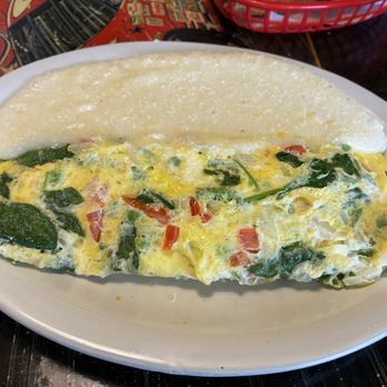Louis' Grille - Fred with spinach, red pepper, onions, and cheese - Diners Near Me - Harrisburg, North Carolina