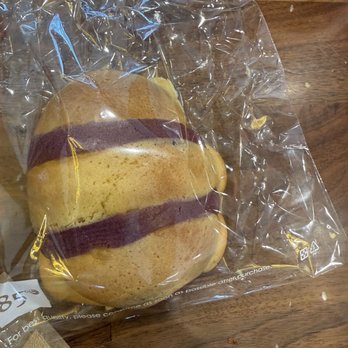 85 Degrees Bakery - Ube bread - Coffee & Tea Near Me - Corona, California