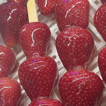WPZ Sweet Lab - Strawberry tanghulu ($3.5/ skewer) - Desserts Near Me - Toronto, Ontario WPZ Sweet Lab - Strawberry tanghulu ($3.5/ skewer) - Desserts Near Me - Toronto, Ontario